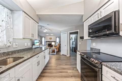 1345 Bonaventure Drive, Melbourne FL - photo 8 of 50