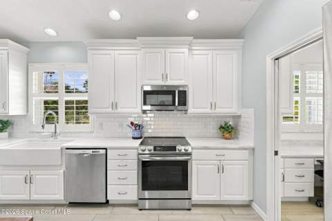 501 Avenue A, Melbourne Beach FL - photo 13 of 95