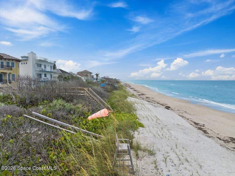 3 bedroom Single Family Residence at 7333 S Highway A1a, Sunnyland Beach, Melbourne Beach — photo 4