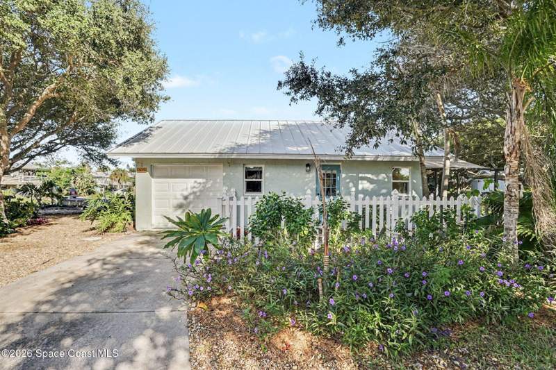 1 bedroom Single Family Residence at 505 Jefferson Avenue, Avon By The Sea, Cape Canaveral — photo 4