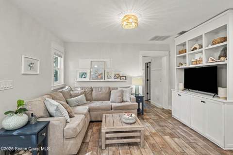 505 Jefferson Avenue, Cape Canaveral FL - photo 6 of 30