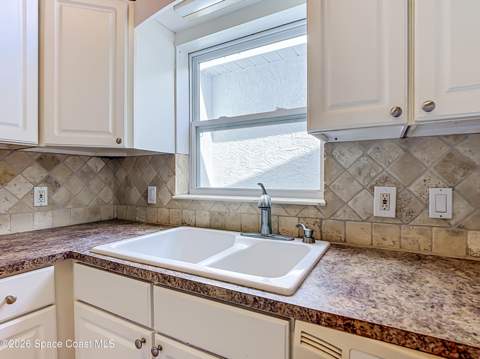 109 Coral Way #Unit D, Indialantic FL - photo 6 of 27