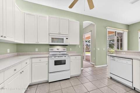 682 Linville Falls Drive, West Melbourne FL - photo 9 of 42