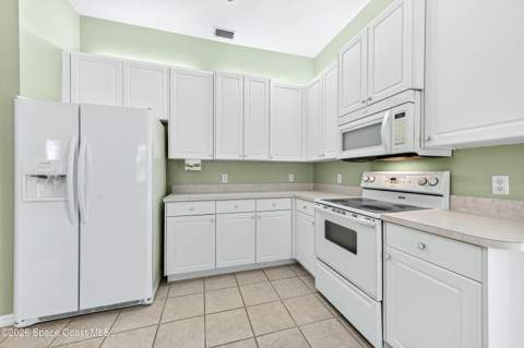 682 Linville Falls Drive, West Melbourne FL - photo 10 of 42
