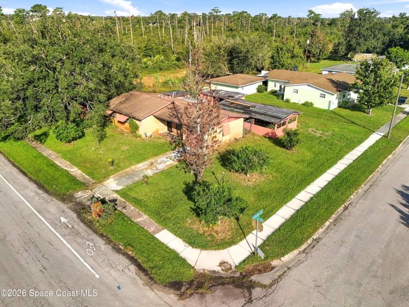 3 bedroom Single Family Residence at 3706 Parrish Road, Shady Villas Unit 1, Mims — photo 2
