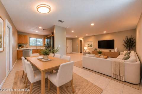 1041 Eldron Boulevard, Palm Bay FL - photo 7 of 33