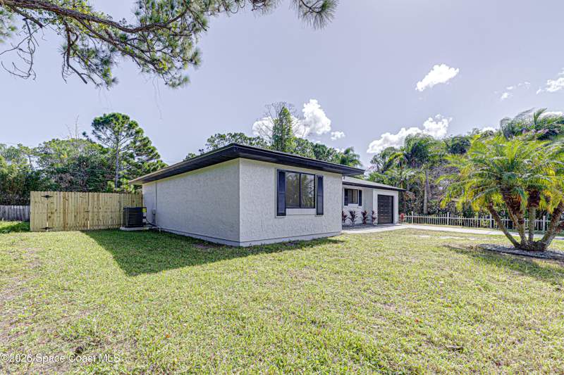 2 bedroom Single Family Residence at 1041 Eldron Boulevard, Port Malabar Unit 12, Palm Bay — photo 4