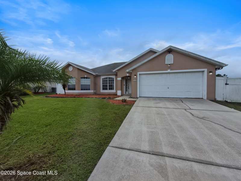 3 bedroom Single Family Residence at 1052 Hutchins Street, Port Malabar Unit 11, Palm Bay — photo 1