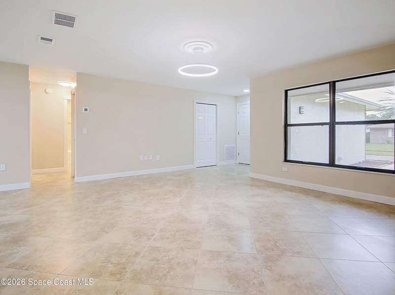 3 bedroom Single Family Residence at 667 Tupelo Drive, Greentree Park Subd, Melbourne — photo 4