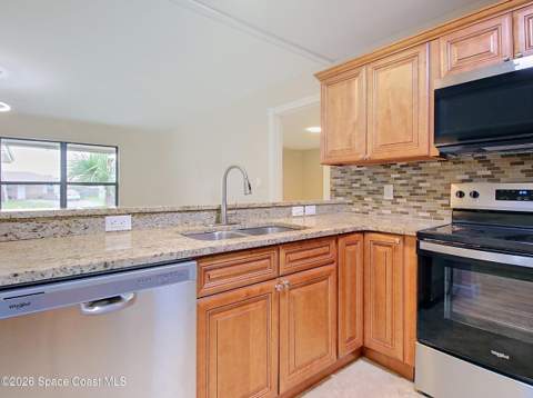 667 Tupelo Drive, Melbourne FL - photo 7 of 23