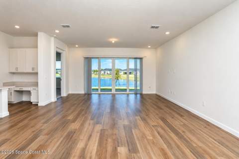1823 Antarus Drive, Palm Bay FL - photo 10 of 37