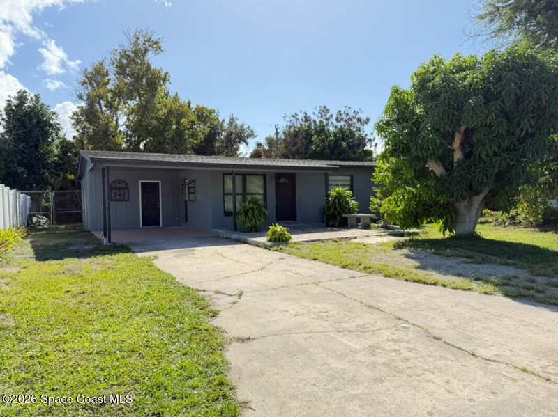 3 bedroom Single Family Residence at 1369 Ashwood Drive, Sunwood Park No 4, Melbourne — photo 1