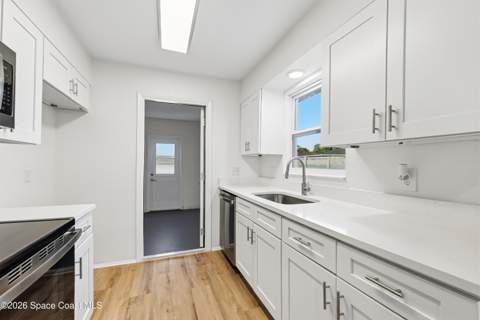 566 Sylvia Road, West Melbourne FL - photo 7 of 44