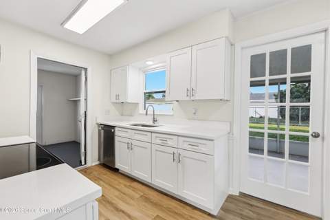 566 Sylvia Road, West Melbourne FL - photo 8 of 44