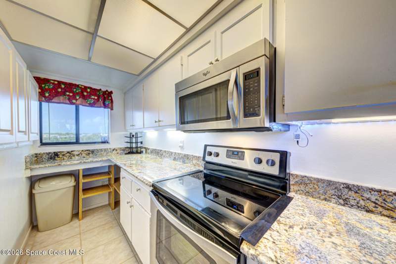 2 bedroom Condominium at 2467 S Washington Avenue #B-402, Pelican Point Condo, Titusville — photo 5