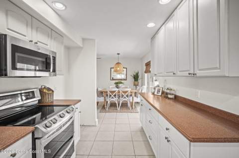 2559 Floridiane Drive, Melbourne FL - photo 19 of 35