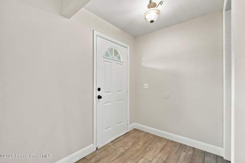 1460 Venus Street, Merritt Island FL - photo 8 of 33