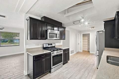 1460 Venus Street, Merritt Island FL - photo 12 of 33