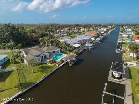 278 Hiawatha Way, Melbourne Beach FL - photo 9 of 56
