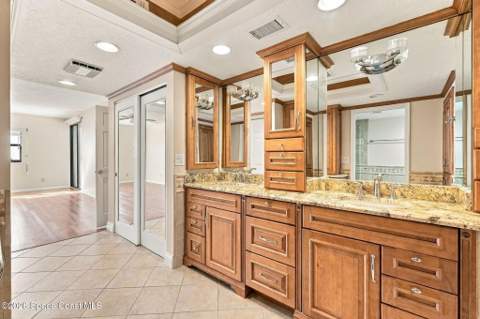 750 N Atlantic Avenue #608, Cocoa Beach FL - photo 11 of 76