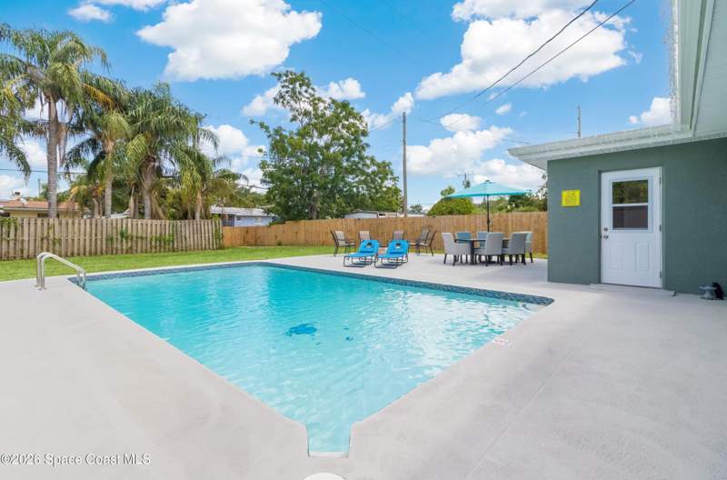 5 bedroom Single Family Residence at 4425 Stuart Avenue, Indian River Heights, Titusville — photo 3