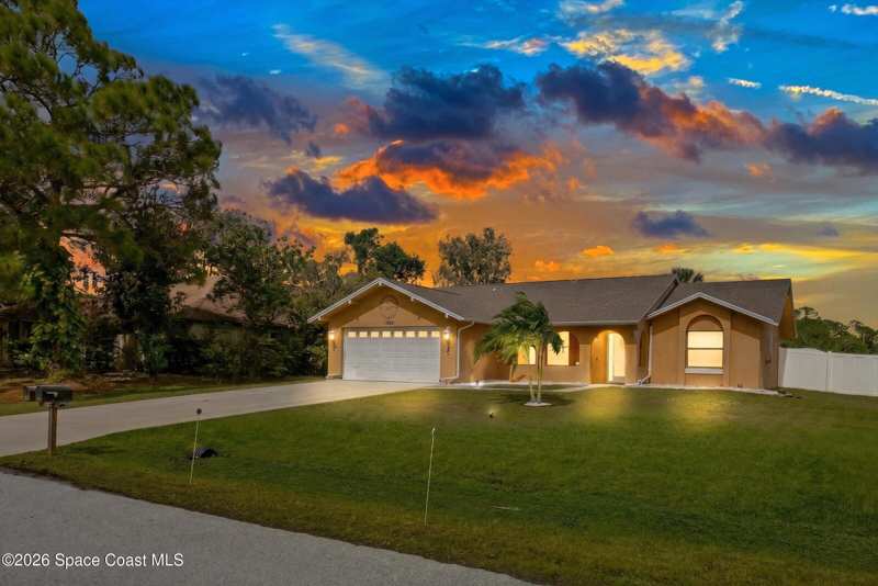 3 bedroom Single Family Residence at 1559 Starboard Street, Port Malabar Unit 42, Palm Bay — photo 1