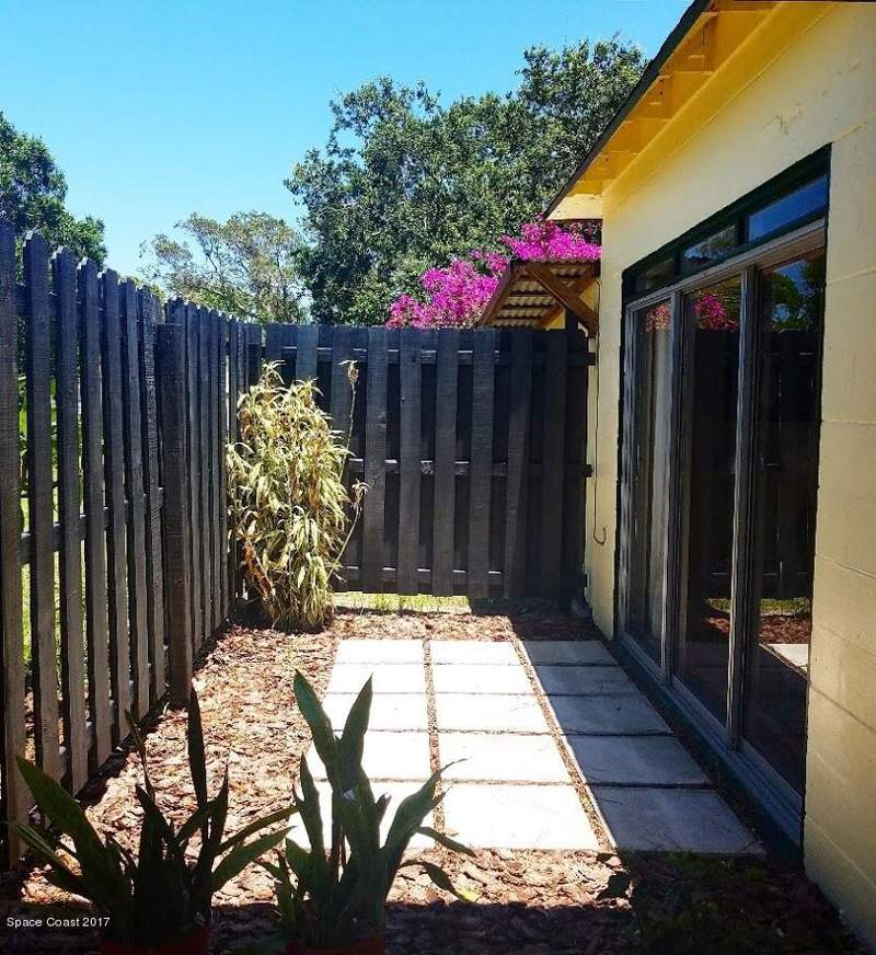 2 bedroom Single Family Residence at 1095 Newfound Harbor Drive, Banana River Drive Subd, Merritt Island — photo 5