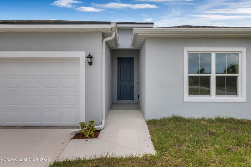 4 bedroom Single Family Residence at 1766 Hallendale Avenue, Port Malabar Unit 32, Palm Bay — photo 2