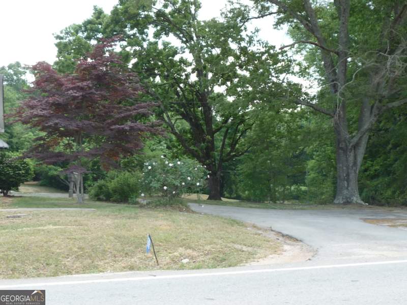 3 bedroom Single Family Residence at 1184 Highway 124, none, Hoschton — photo 4