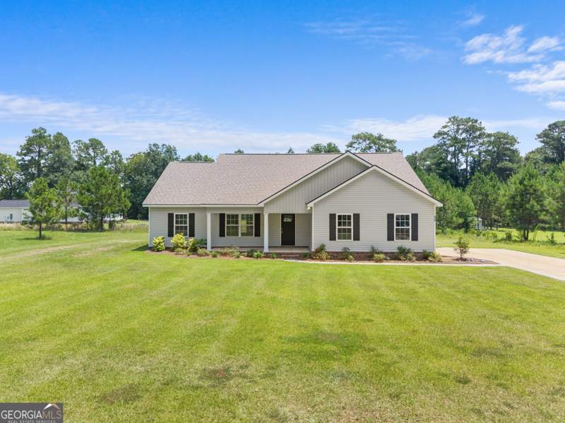 3 bedroom Single Family Residence at 77 B Stubbs Road, None, Statesboro — photo 1