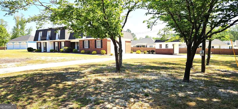 4 bedroom Single Family Residence at 402 Brannen Drive, None, Statesboro — photo 3
