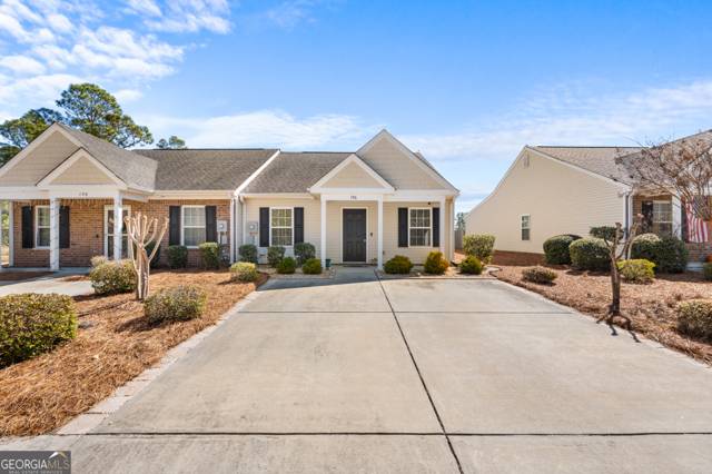 Cobblestone Place