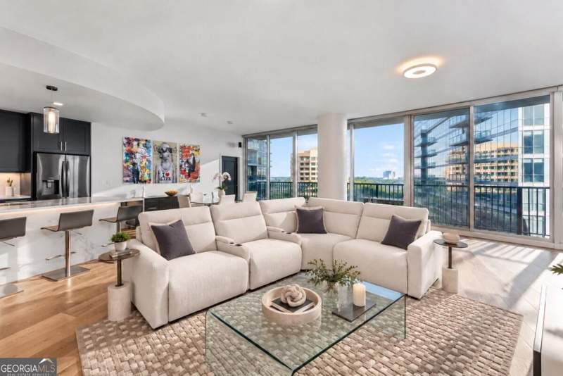 2 bedroom Condominium at 1080 Peachtree Street #2905, MIDTOWN CONDO, Atlanta — photo 4