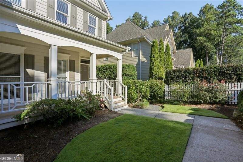 3 bedroom Single Family Residence at 2264 Lenox Ridge Court, Lenox Ridge, Atlanta — photo 3