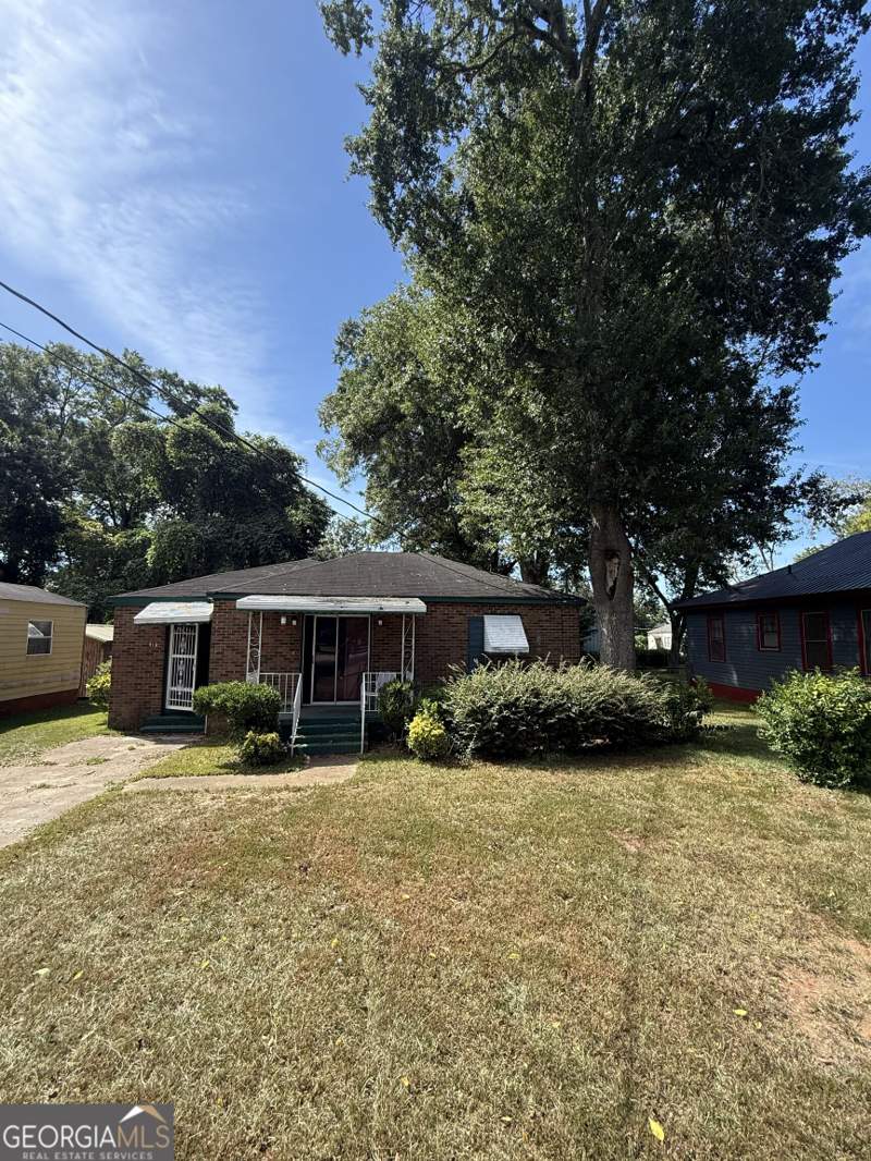 2 bedroom Single Family Residence at 318 Sharman Street, South Central Res, Thomaston — photo 1