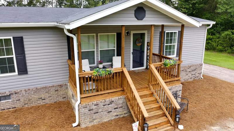 4 bedroom Manufactured Home,Single Family Residence at 9400 Ga Highway 24, None, Statesboro — photo 2