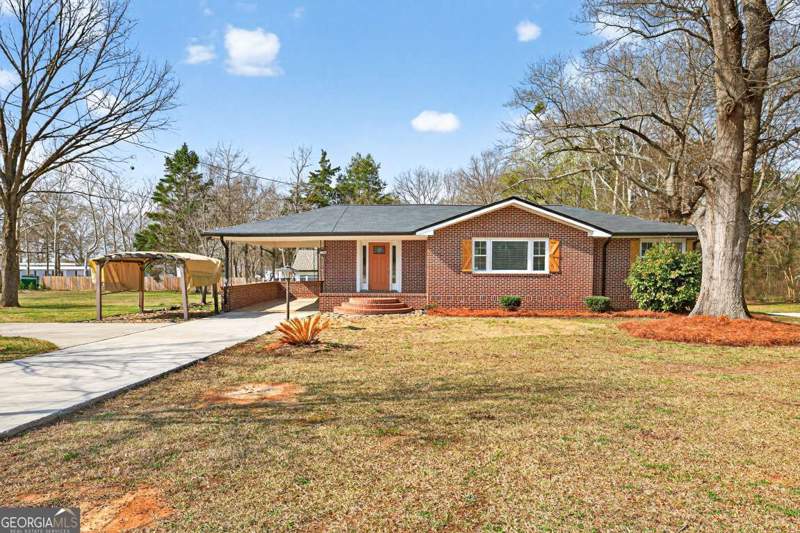 4 bedroom Single Family Residence at 1180 Robert Hardeman Road, None, Winterville — photo 3