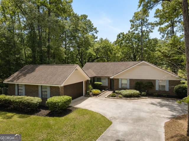 211 Cherokee Trail, home for sale in Hinesville
