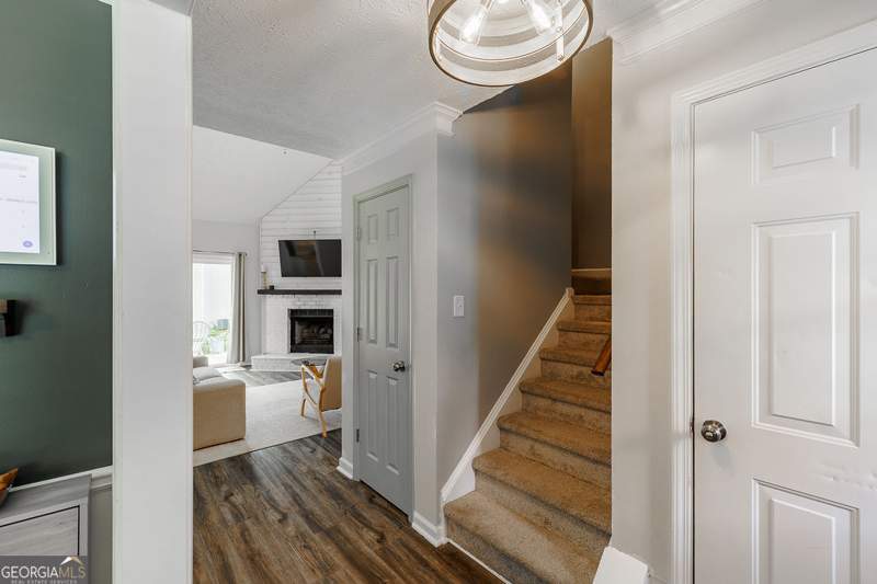 4 bedroom Single Family Residence at 5685 Sugar Crossing Drive, Sugar Crossing, Sugar Hill — photo 4