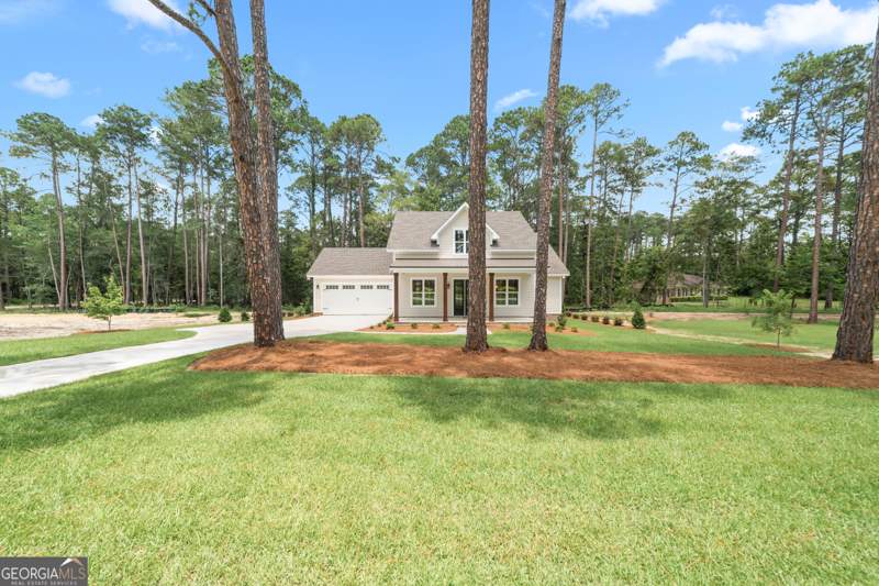 3 bedroom Single Family Residence at 28 Jef Road, None, Statesboro — photo 2