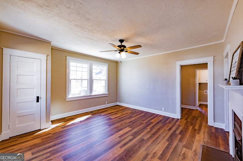 2 bedroom Single Family Residence at 516 W Goodrich Avenue, Silvertown, Thomaston — photo 4