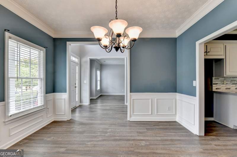 5 bedroom Single Family Residence at 1813 Gold Finch Way, Turtle Creek Meadows, Lawrenceville — photo 5