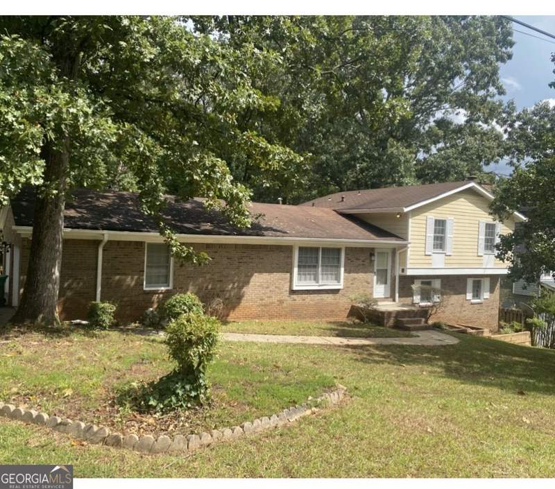 4 bedroom Single Family Residence at 3534 Basswood Court, Willow Creek, Decatur — photo 1