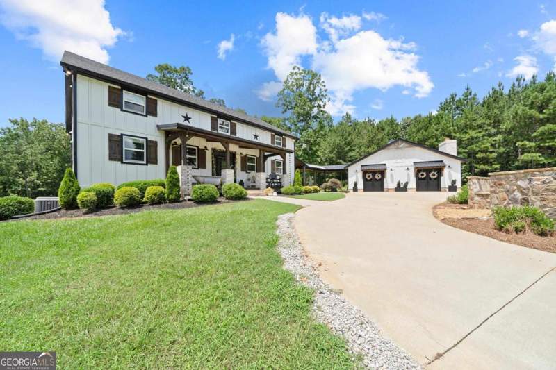 4 bedroom Farm at 5880 Madison Highway, None, Greensboro — photo 5