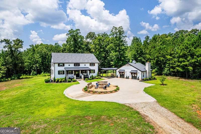4 bedroom Farm at 5880 Madison Highway, None, Greensboro — photo 4