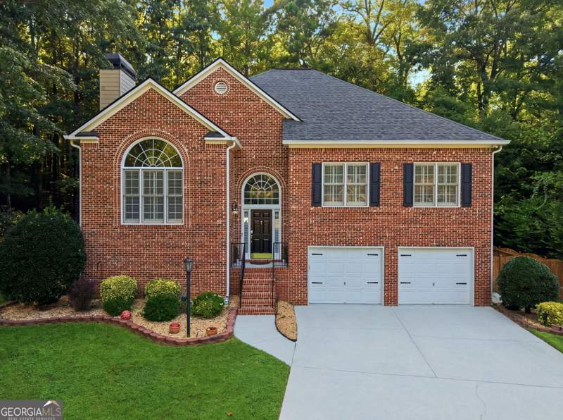 5 bedroom Single Family Residence at 540 Battleview Drive, Ruffs Mill, Smyrna — photo 1