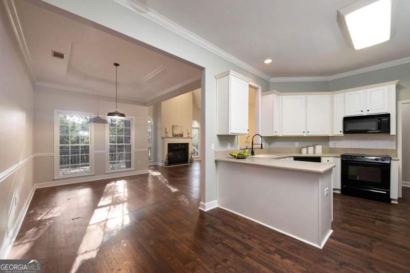 3 bedroom Single Family Residence at 123 Flatrock Court, Greystone Sub, Athens — photo 4