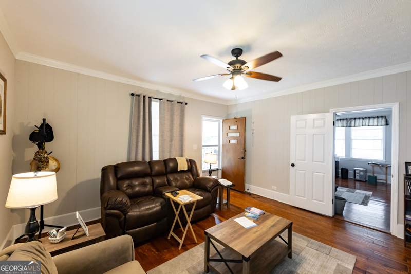 2 bedroom Single Family Residence at 113 O Street, Silvertown, Thomaston — photo 4
