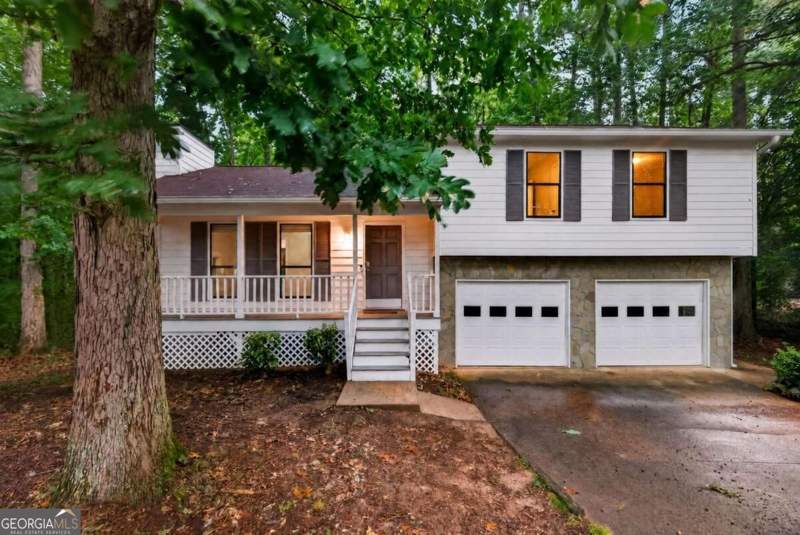3 bedroom Single Family Residence at 4325 Woodland Drive, Piney Wood Manor, Dallas — photo 2