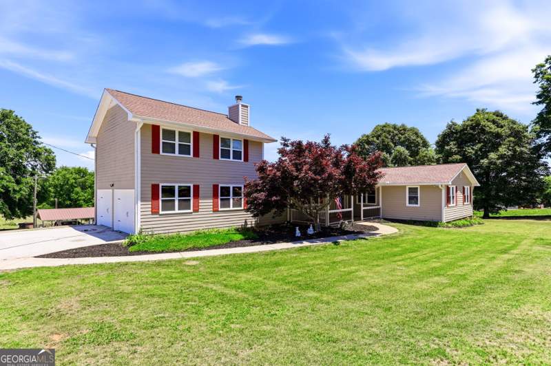 4 bedroom Single Family Residence at 1270 Highway 53, None, Hoschton — photo 1